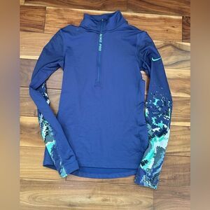 Nike 1/4 zip, sz Medium.